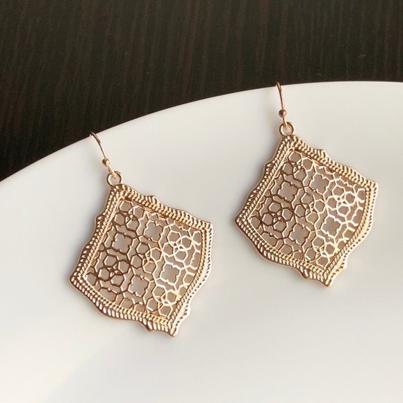 NEW Rhombus Filigree Earrings (rose gold) - Picture 3 of 7